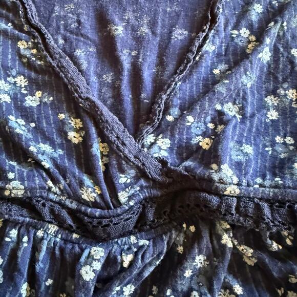 Justice - Girls Top - Floral Long Sleeve - Size 12 - Picture 3 of 8